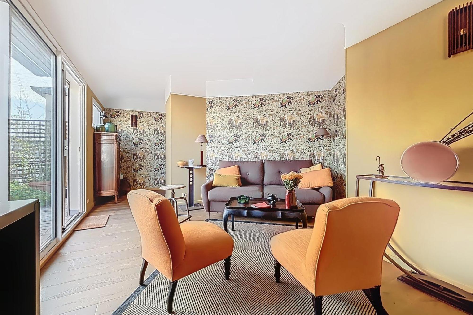 Superb With Large Terrace * Paris
